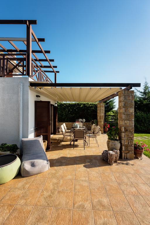 Elani Villa Dieci By Luxlikehome Siviri Room photo